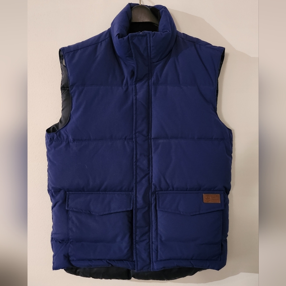 Roots down filled vest